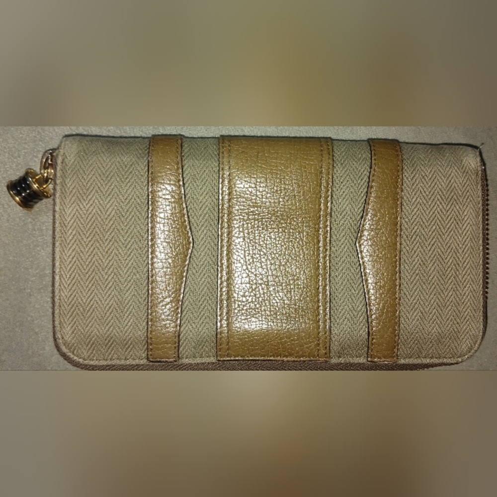 Bvlgari EUC Zip Around Wallet - Picture 2 of 11